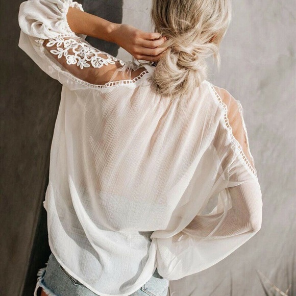 Boho White Lace Floral Embroidery Blouse - Picture 6 of 7